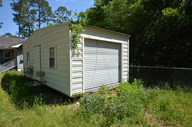 Building Photo - 1314 9th Ave