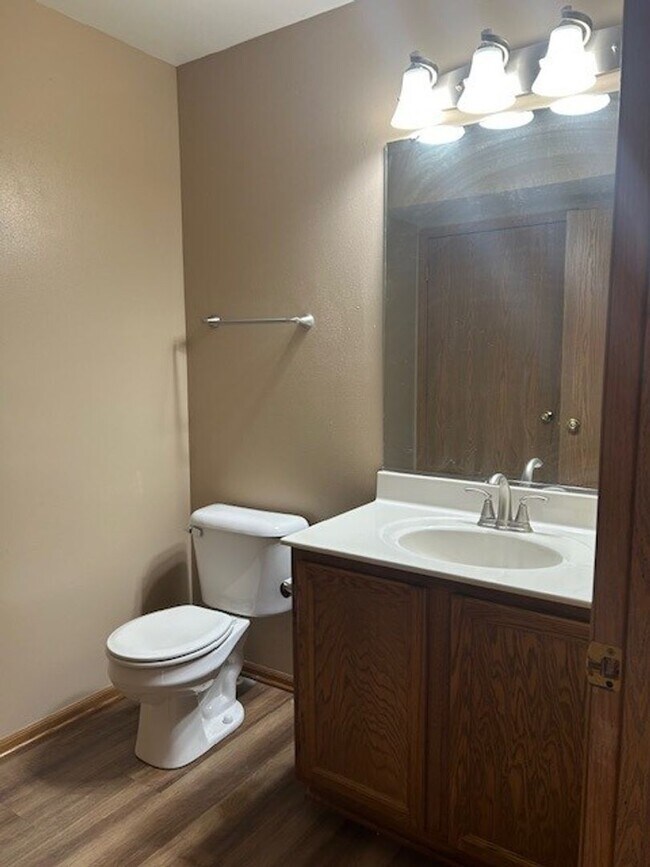Building Photo - 4 Unit at 5309-5315 45th Street.