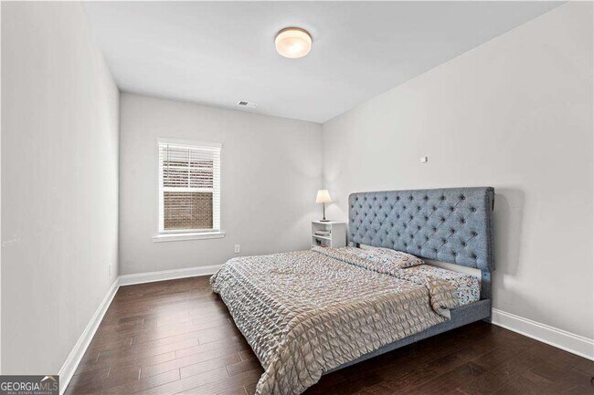 Building Photo - 1030 Shy Ln