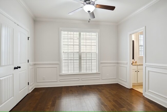 Building Photo - 1212 Sand Pine Dr