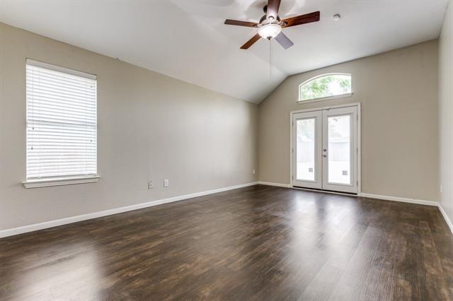 Building Photo - 15858 Durango Dr