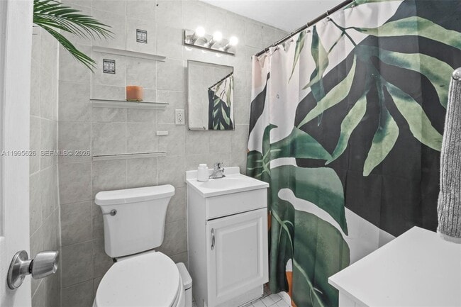 Building Photo - 330 74th St