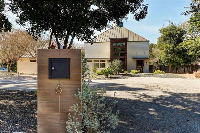 Building Photo - 6 Sugar Creek Dr