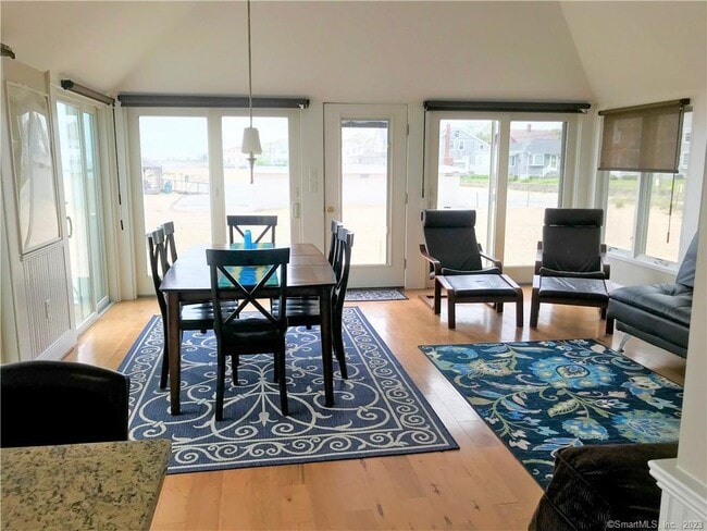 Building Photo - 21 Seaside Ln