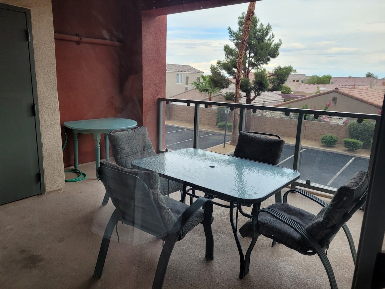 Building Photo - 83 E Agate Ave