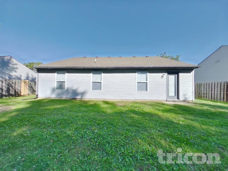 Building Photo - 177 Broadmoor Bend