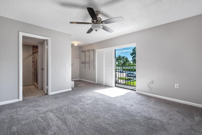 Building Photo - 117 1st Way