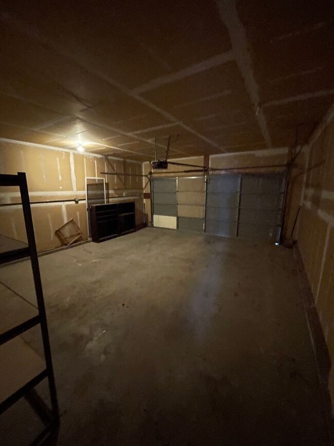 Building Photo - 105 Ben Williams Ln