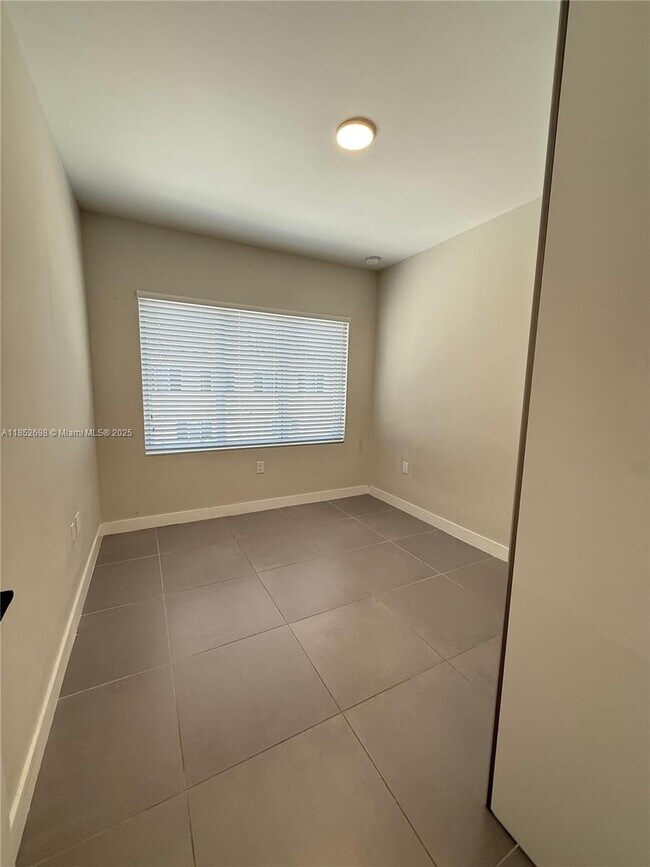 Building Photo - 25743 SW 144th Ave