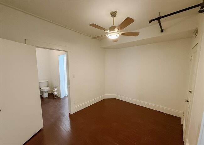 Building Photo - 1120 NW 51st St