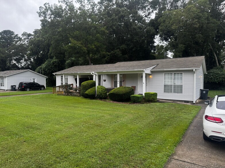 Building Photo - Room in Duplex on New Dawn Ct