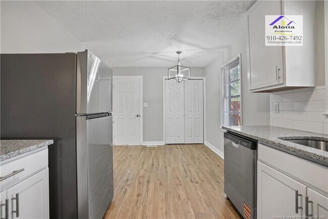 Building Photo - 2312 Enloe St
