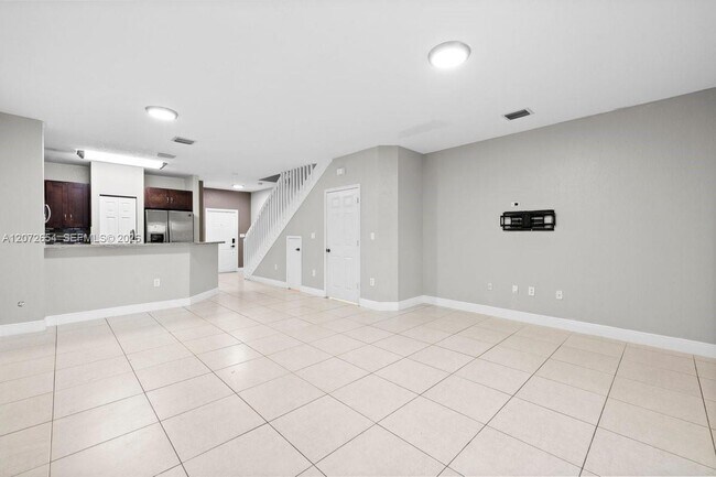 Building Photo - 7929 Tuscany Dr