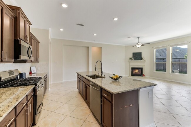 Building Photo - 17515 Cypress Hilltop Wy