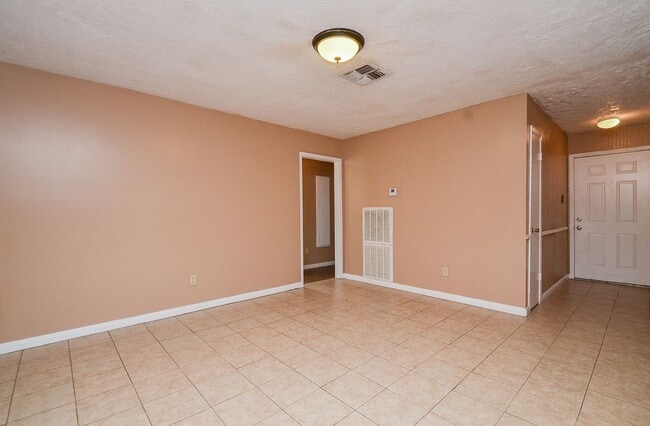 Building Photo - Nice home for rent !