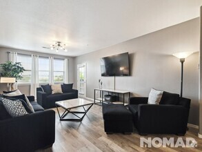 Building Photo - Fully Furnished 2 bed | 2 bath Condo - Eng...