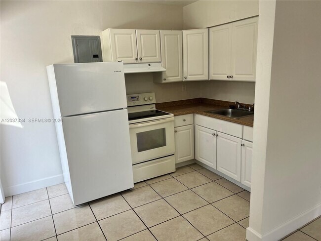 Building Photo - 2910 NW 92nd St