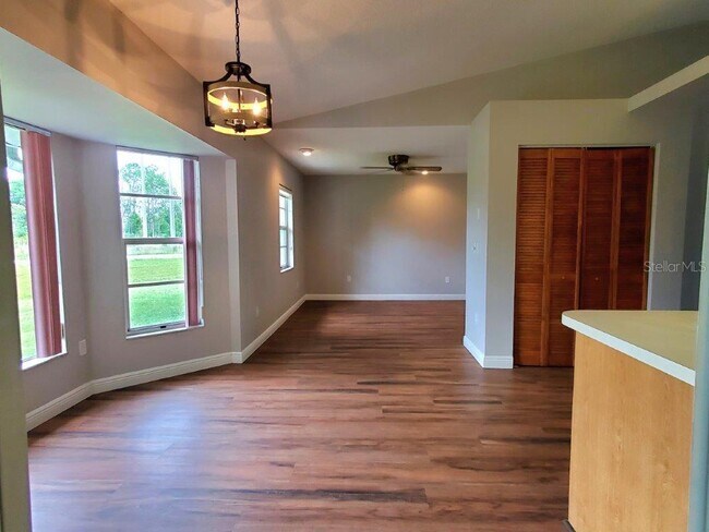 Building Photo - 26014 Ocelot Ln