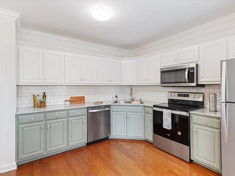 Kitchen - 1613 Brentwood Pointe