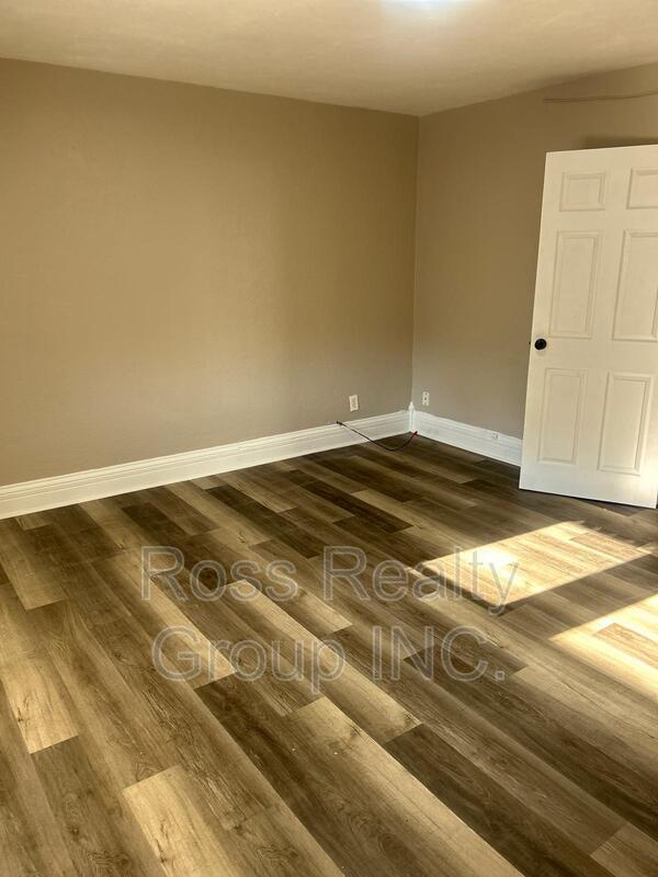 Building Photo - 2816 Lagrange St