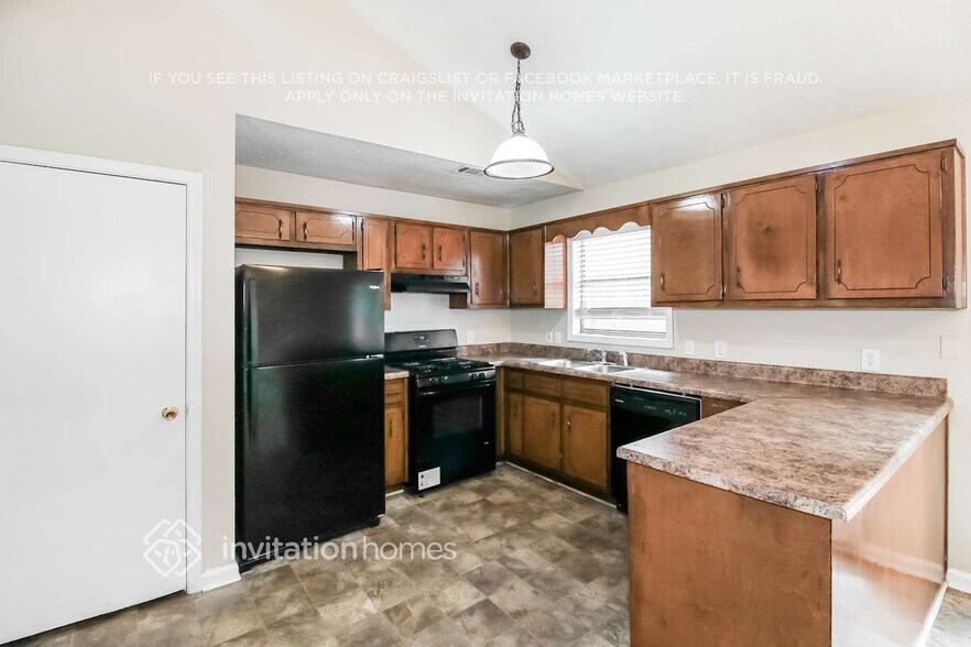 Building Photo - 2821 Herron Cir