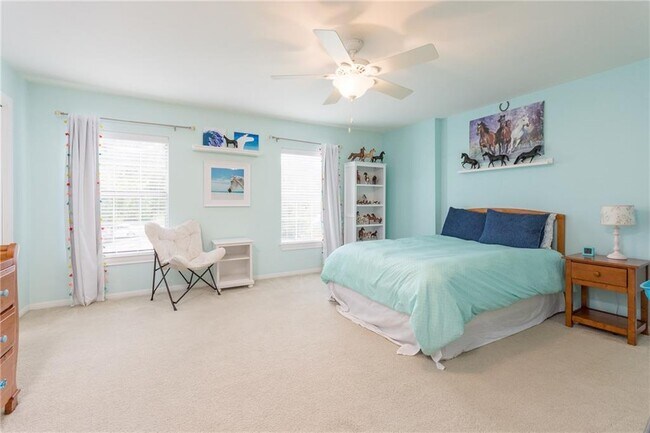 Building Photo - 6300 Redgate Ct