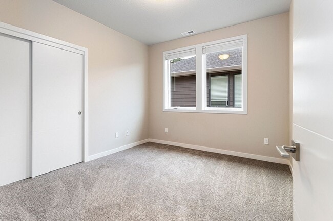 Building Photo - 2022 Build -Almost Brand New 3 br 2.5 bth Home with hardwoods, fenced yard and backs to greenspace !