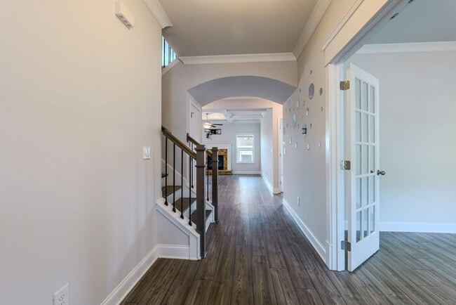 Building Photo - 1670 Branthaven Ln