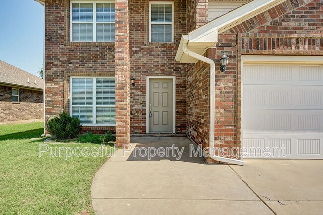 Building Photo - 615 W Shadow Ridge Way