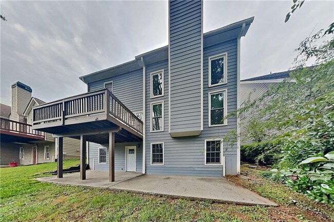 Building Photo - 1461 Rosewood Creek Dr