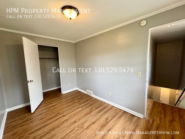 Building Photo - 1732 17th St NE