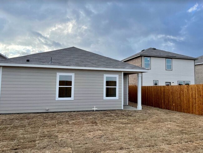 Building Photo - 3 bedroom house in Forney!