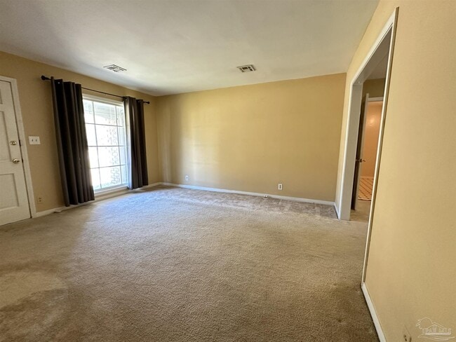 Building Photo - 5560 Homewood Rd