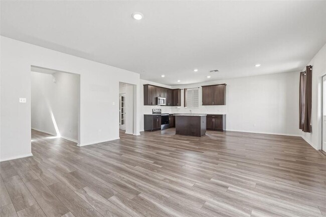 Building Photo - 201 Katie Elder Dr