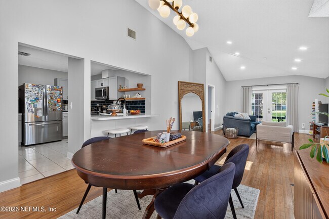 Building Photo - 9351 Arbolita Way