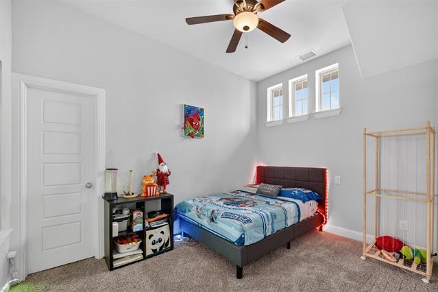 Building Photo - 8700 Fairway Ln