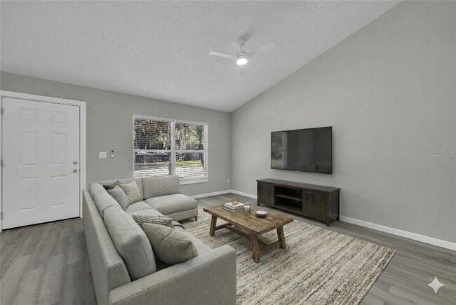 Building Photo - 782 LINCOLN Pky