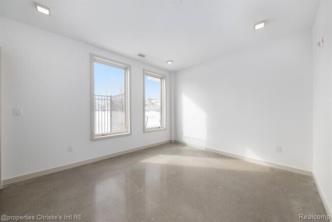 Building Photo - 1454 Townsend St
