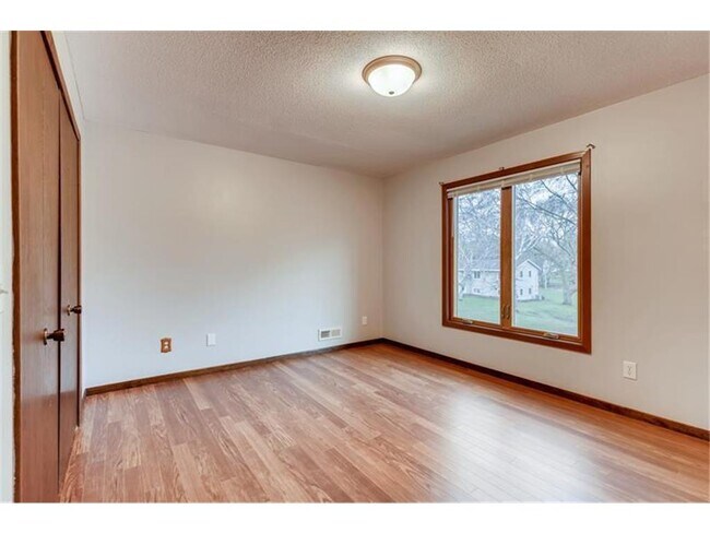 Building Photo - 7741 Heritage Rd