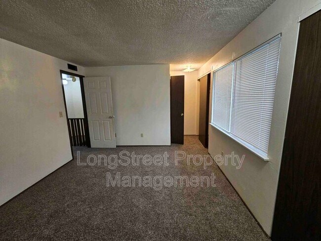 Building Photo - 2145 NW Highland Dr