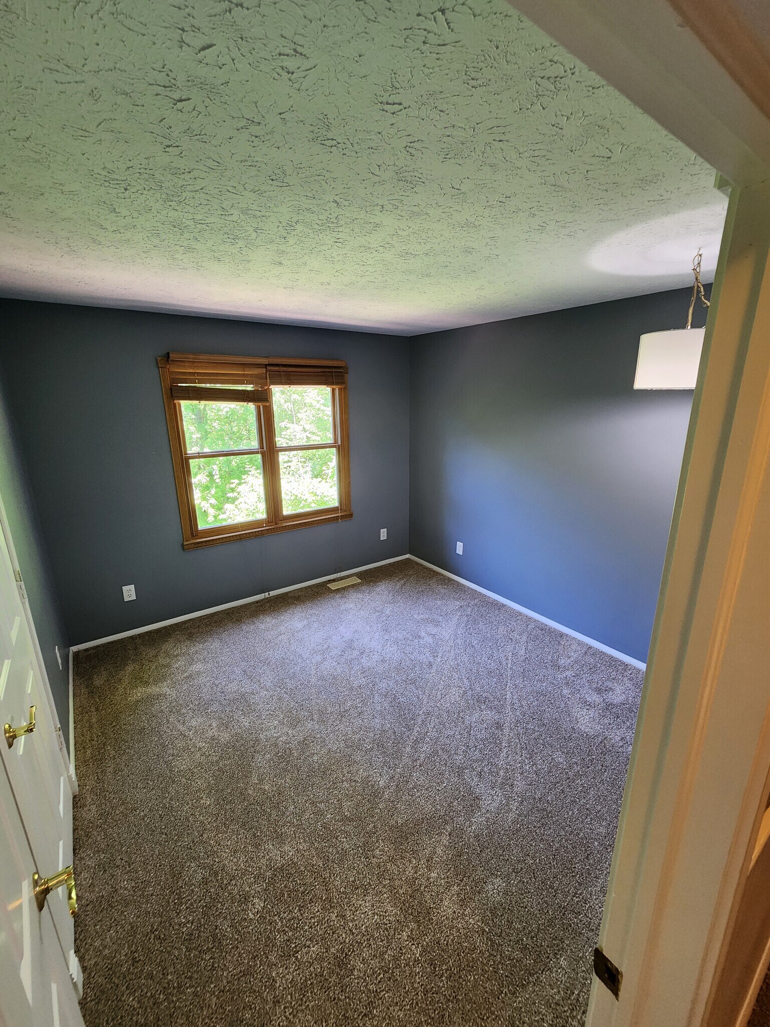 Building Photo - 8797 S Shandle Blvd