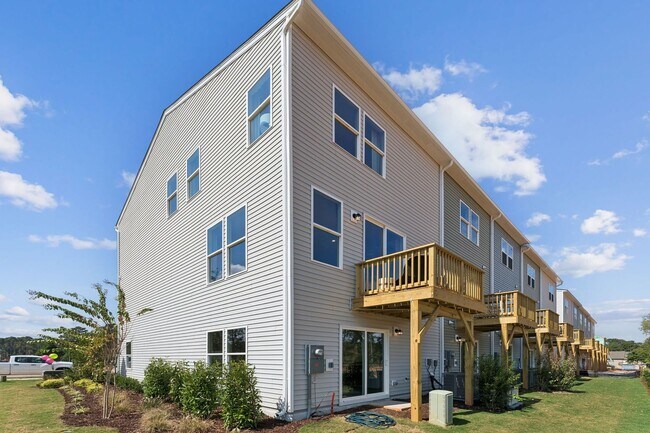 Building Photo - New Construction 4BD, 3.5BA End Unit Raleigh Townhome with Easy Access to Downtown Raleigh