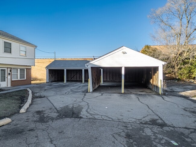 Building Photo - 4520 Apple Orchard Ln