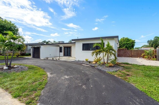 Building Photo - 3609 SW 23rd St