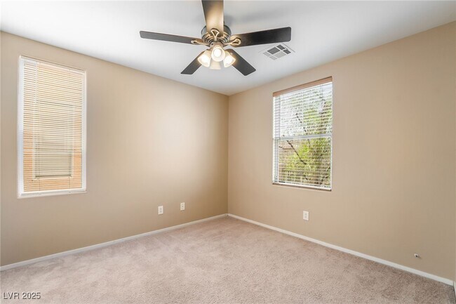 Building Photo - 896 Sheerwater Ave