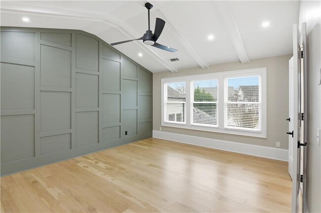 Building Photo - 3842 Memphis Dr