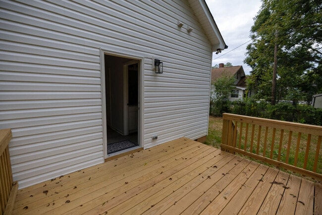 Building Photo - 435 Cleveland Ct