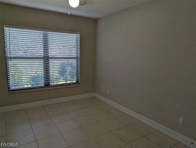 Building Photo - 4407 SW 8th Ct