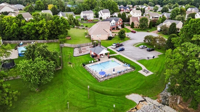 Building Photo - 7020 Timber Oak Dr
