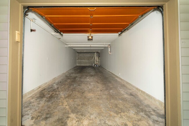 Building Photo - 2Bd/2Ba Redmond Condo